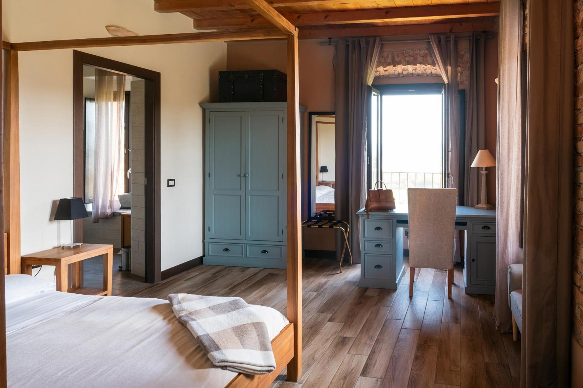 Hotel Equirelais à Lomnago Extérieur photo
