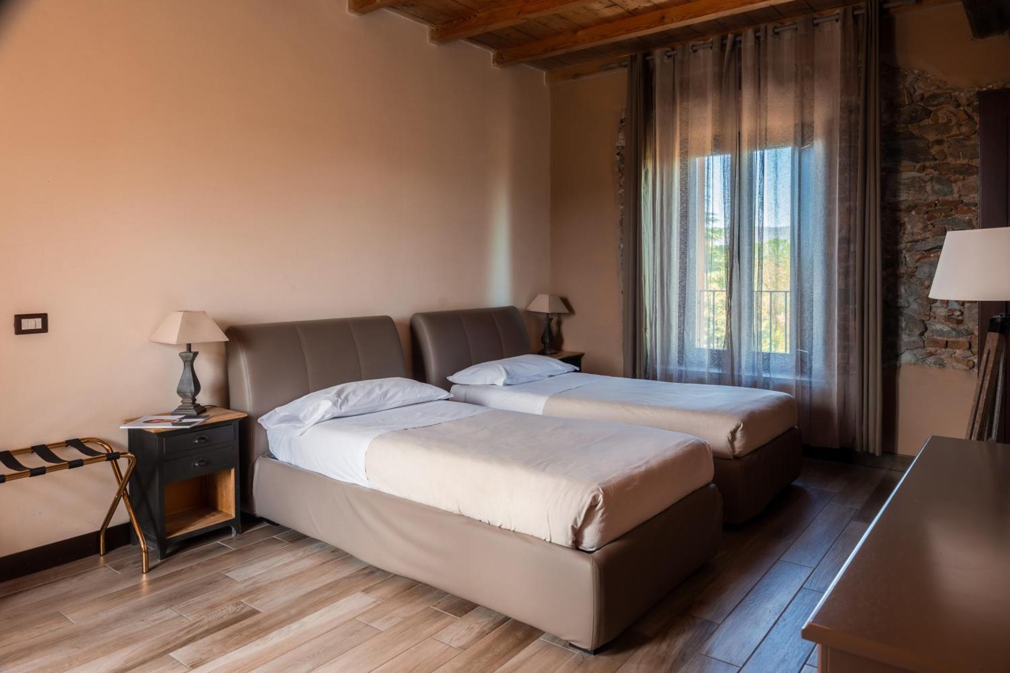 Hotel Equirelais à Lomnago Extérieur photo