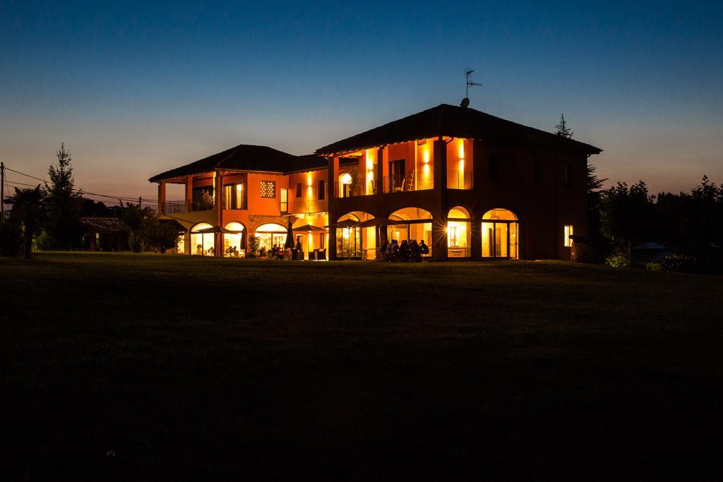 Hotel Equirelais à Lomnago Extérieur photo